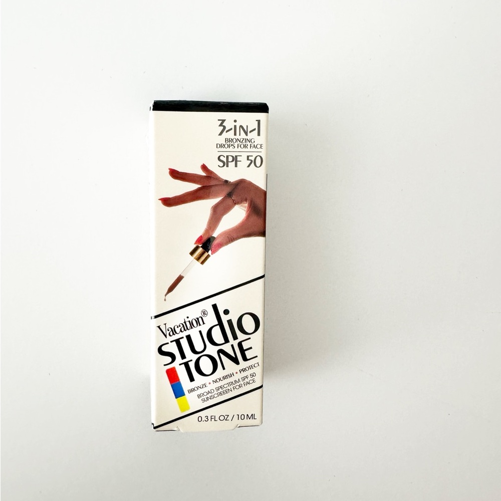 Studio Tone 3-in-1 Bronzer SPF 50